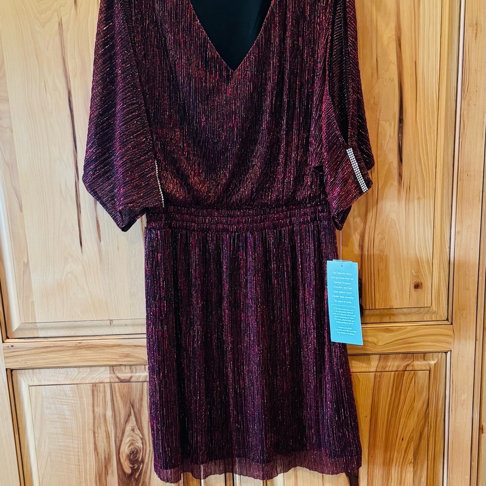 MSK Shimmering Wine/Red cold shoulder Sleeve Dress
